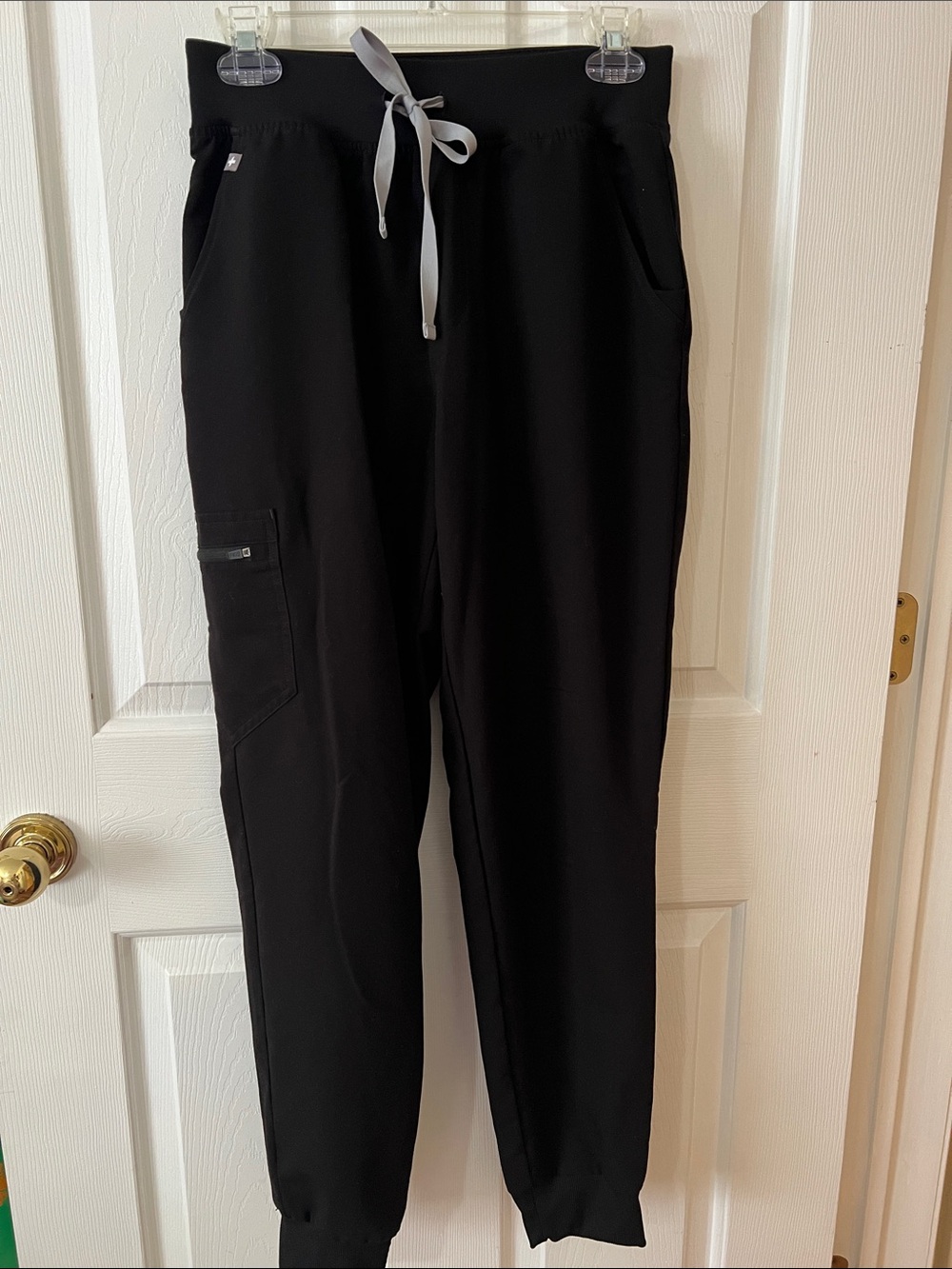 Figs Black Women's Drawstring Jogger Scrub Pants